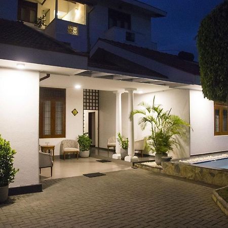 Suriya Arana Bed and Breakfast Νεγκόμπο Εξωτερικό φωτογραφία