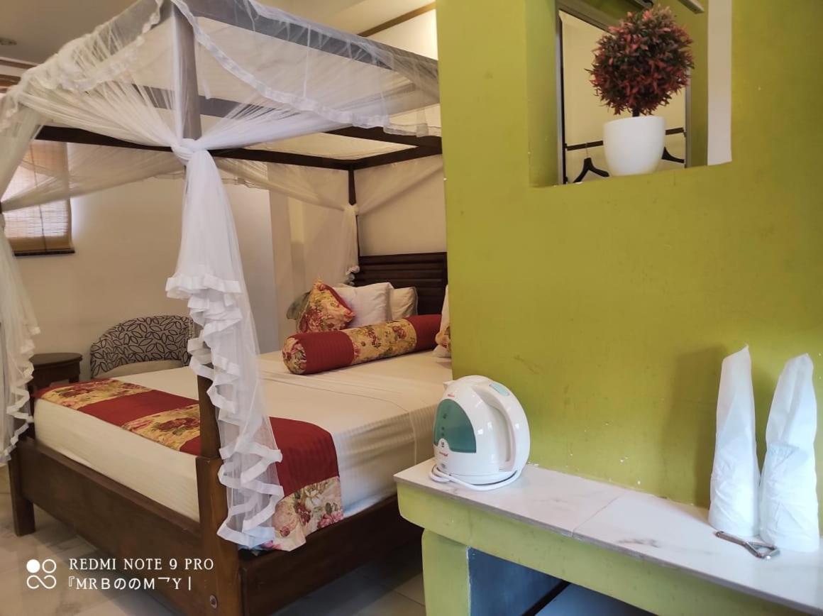 Suriya Arana Bed and Breakfast Νεγκόμπο Εξωτερικό φωτογραφία